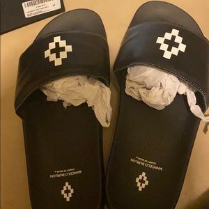 Marcelo burlon flip flops good condition worn once